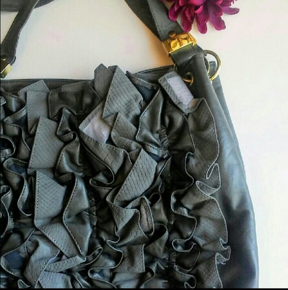 Gray Rampage ruffle bag - Picture 2 of 6